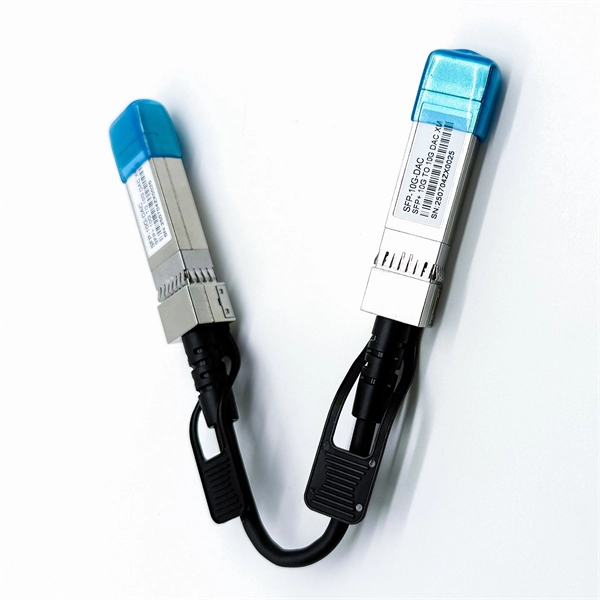 Does a standard fiber optic distribution box contain a fiber optic splitter