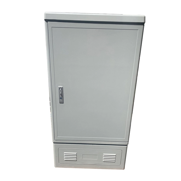 How to configure a temporary power distribution box on a construction site 