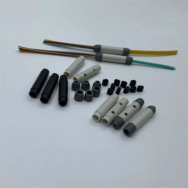 Does the fiber optic cable need to be connected in parallel