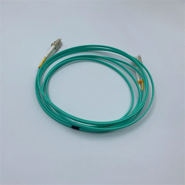 What attenuation level is considered acceptable for fiber optic patch cords
