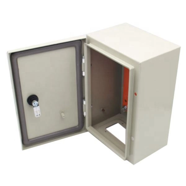 Connect fiber optic connectors to the switch