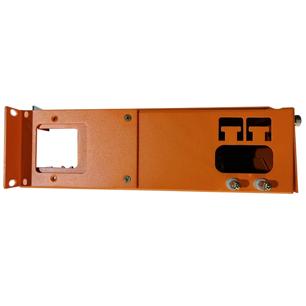 Grounding the data center power distribution box